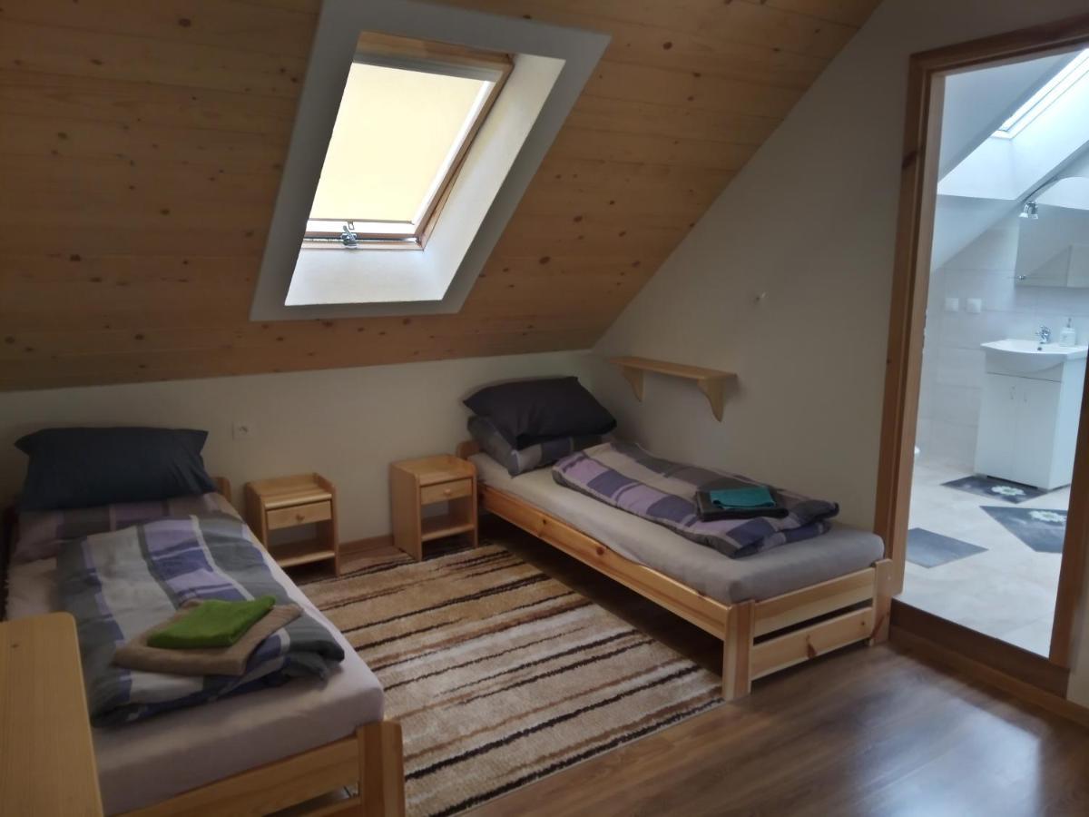 Zrebcin Mlyncok Apartment Slovenska Lupca Bagian luar foto