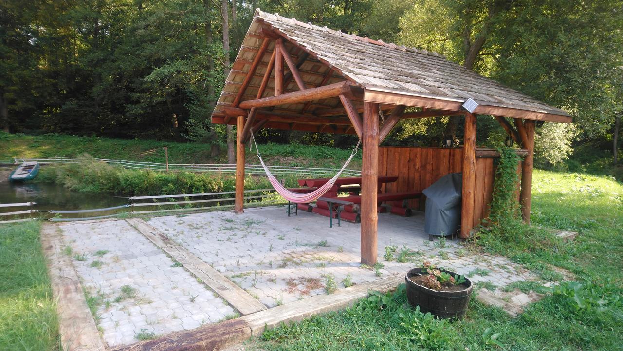 Zrebcin Mlyncok Apartment Slovenska Lupca Bagian luar foto
