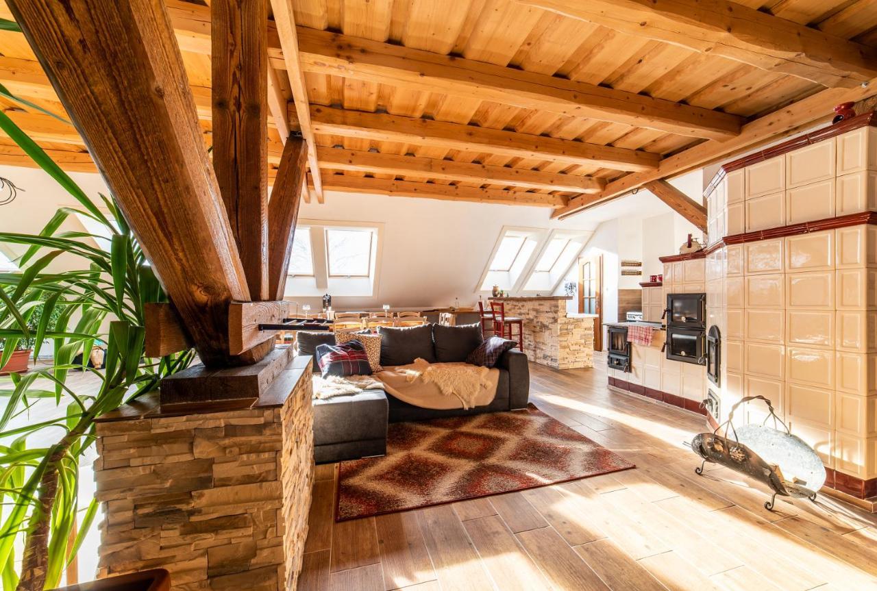 Zrebcin Mlyncok Apartment Slovenska Lupca Bagian luar foto